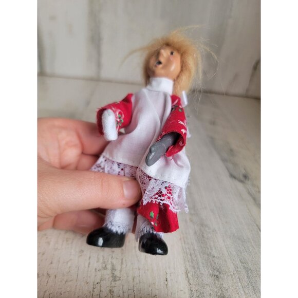 Byer's choice girl toyland wagon Xmas accessory set - Picture 5 of 7